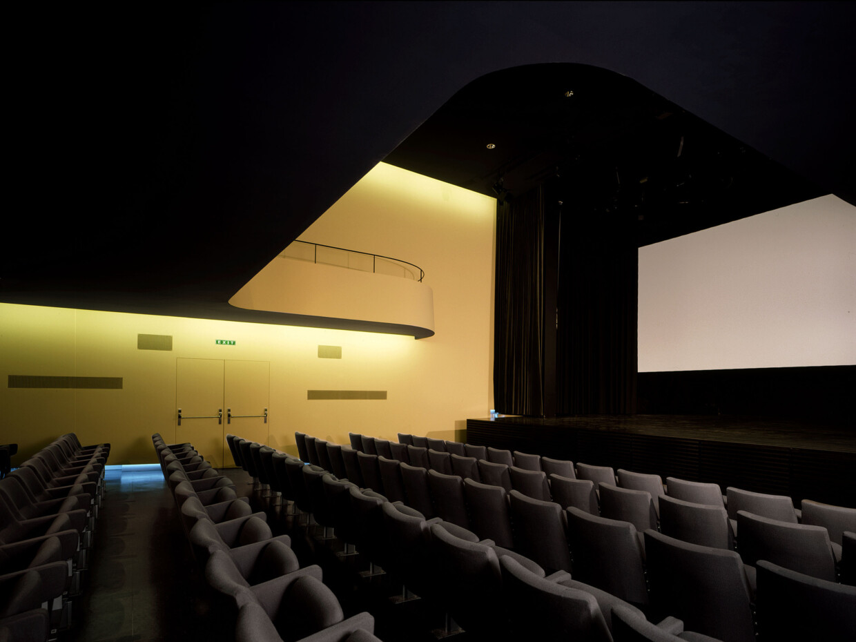 327 01 PH saal 03