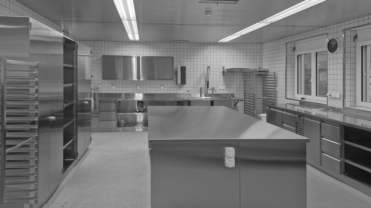 20251125 135531 b sw